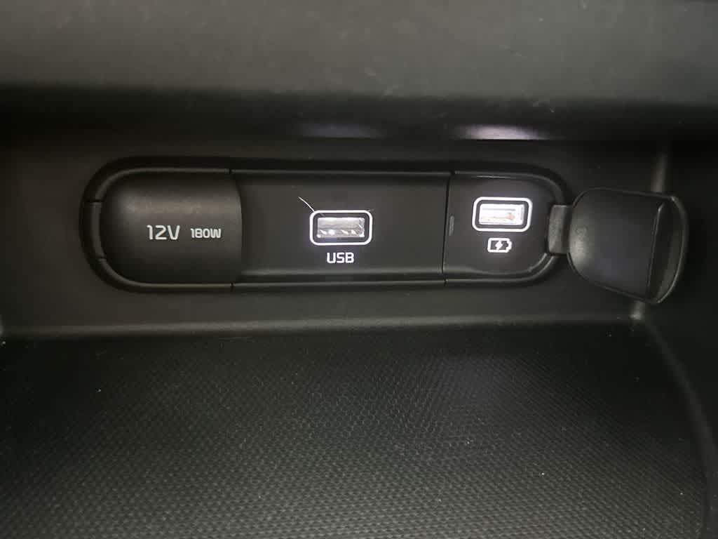 Thumbnail: 2023 Kia Seltos - 17