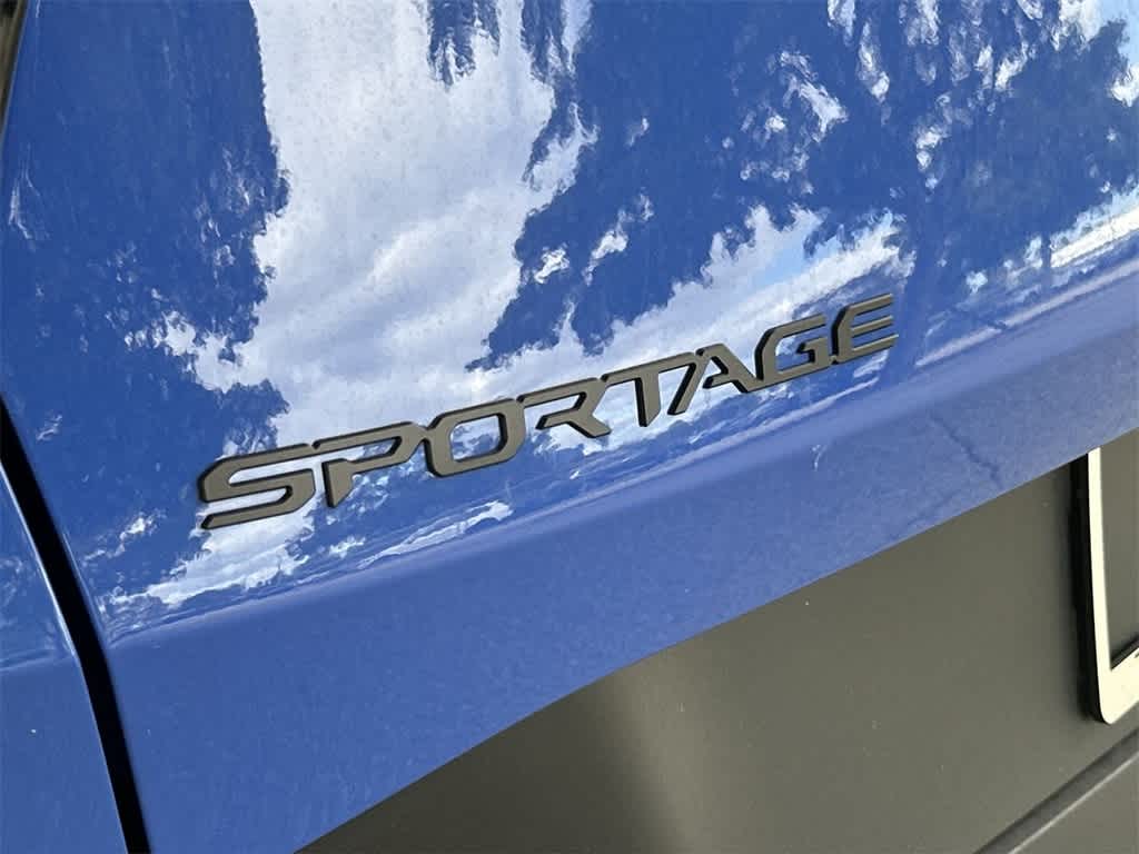 Thumbnail: 2026 Kia Sportage - 10