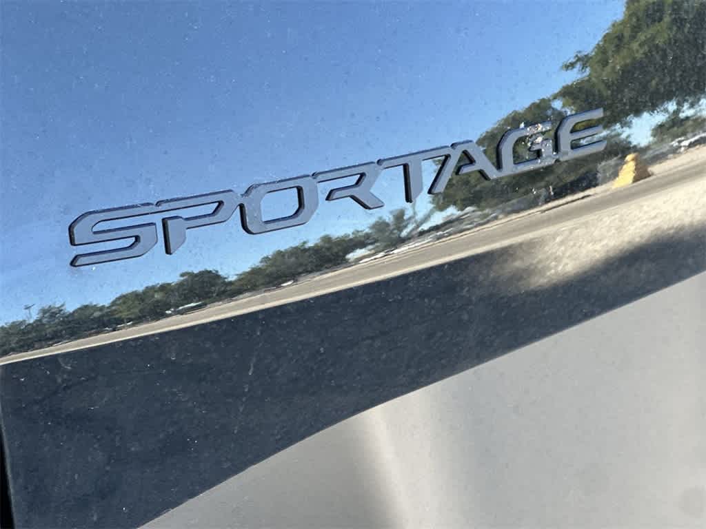 Thumbnail: 2026 Kia Sportage - 10