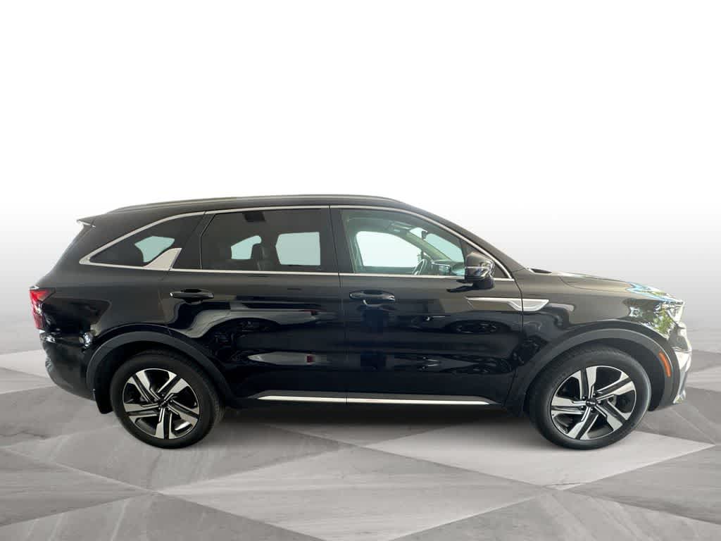 Thumbnail: 2023 Kia Sorento - 10