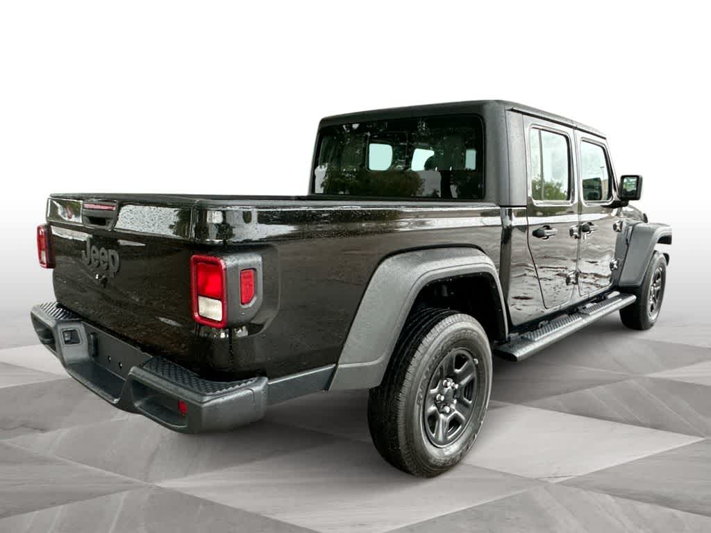 Thumbnail: 2025 Jeep Gladiator - 8