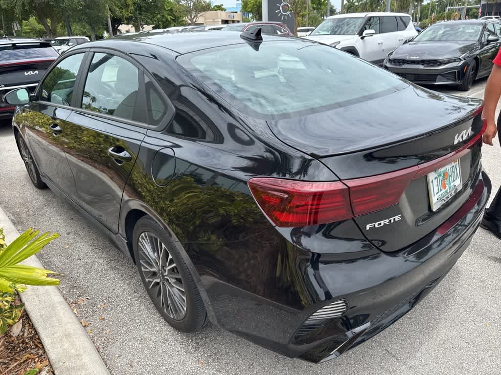 Thumbnail: 2022 Kia Forte - 2
