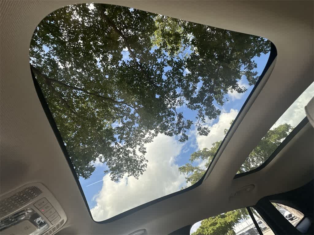 Thumbnail: 2023 Mercedes-Benz GLA - 17