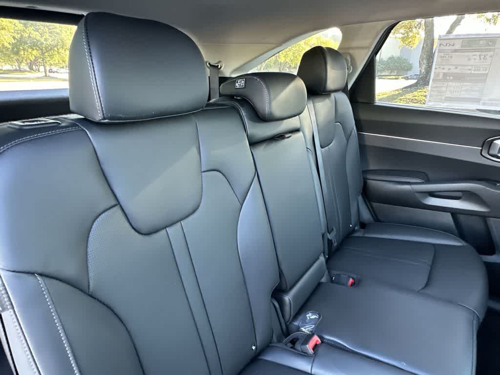 Thumbnail: 2026 Kia Sorento - 27