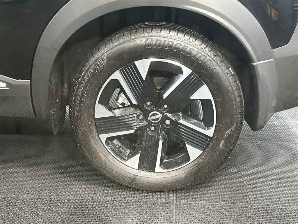 Thumbnail: 2025 Nissan Kicks - 11