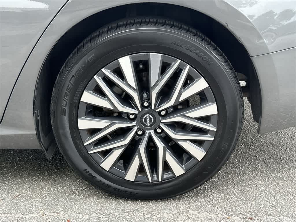 Thumbnail: 2024 Nissan Altima - 11