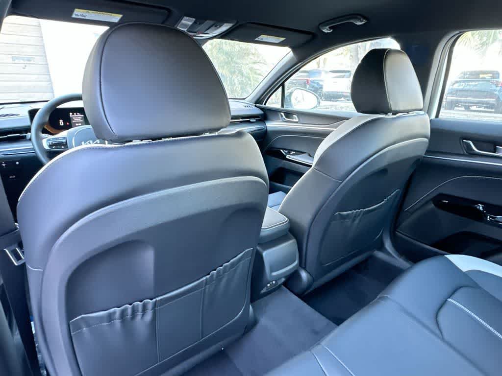 Thumbnail: 2025 Kia K5 - 23