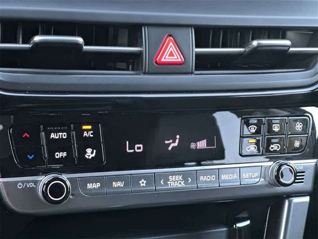 Thumbnail: 2024 Kia Seltos - 20