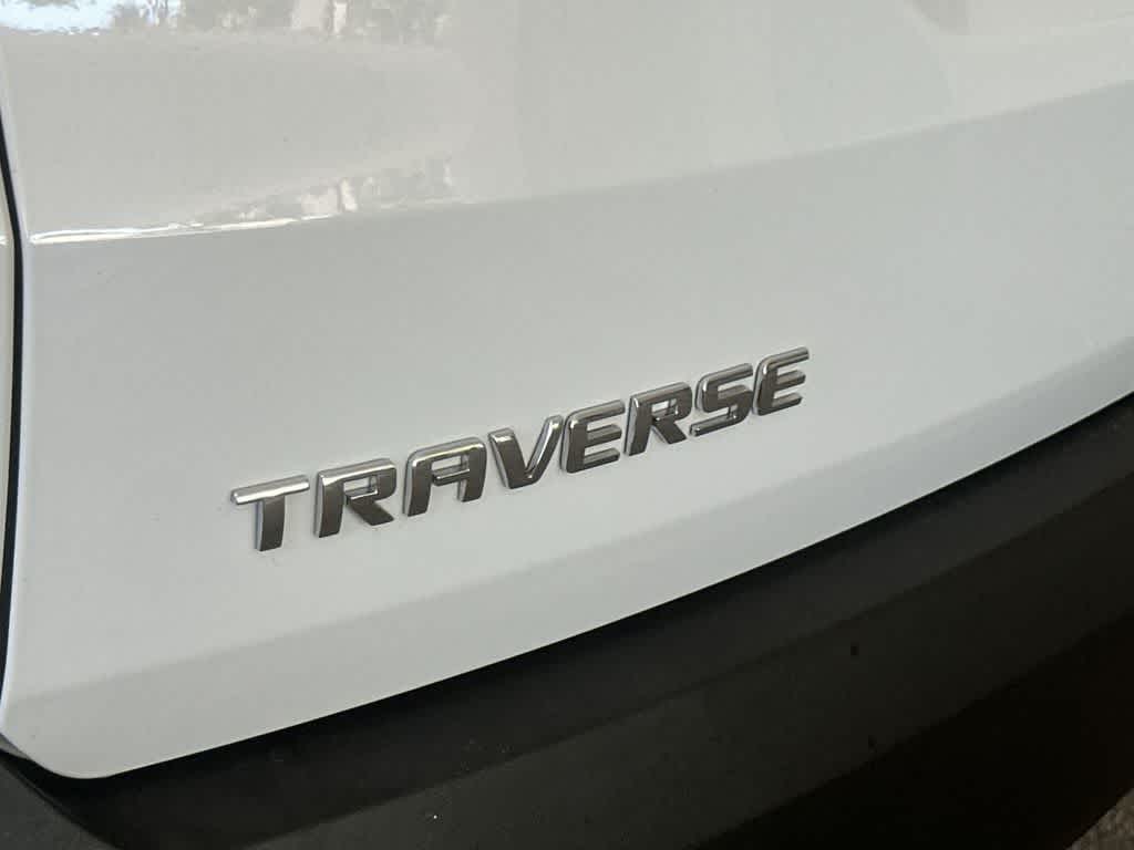 Thumbnail: 2023 Chevrolet Traverse - 11