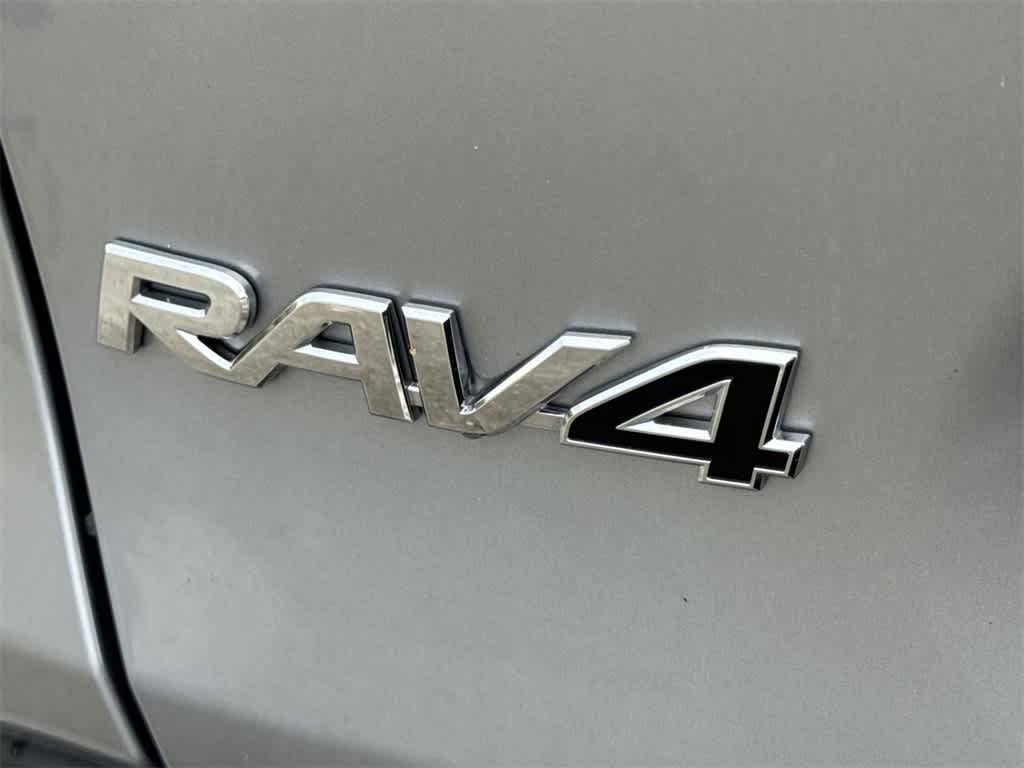 Thumbnail: 2024 Toyota RAV4 - 10