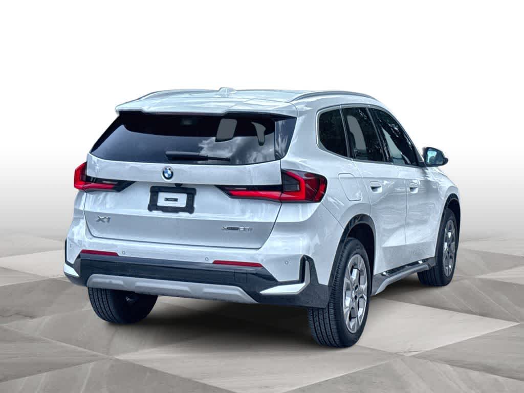 Thumbnail: 2026 BMW X1 - 8
