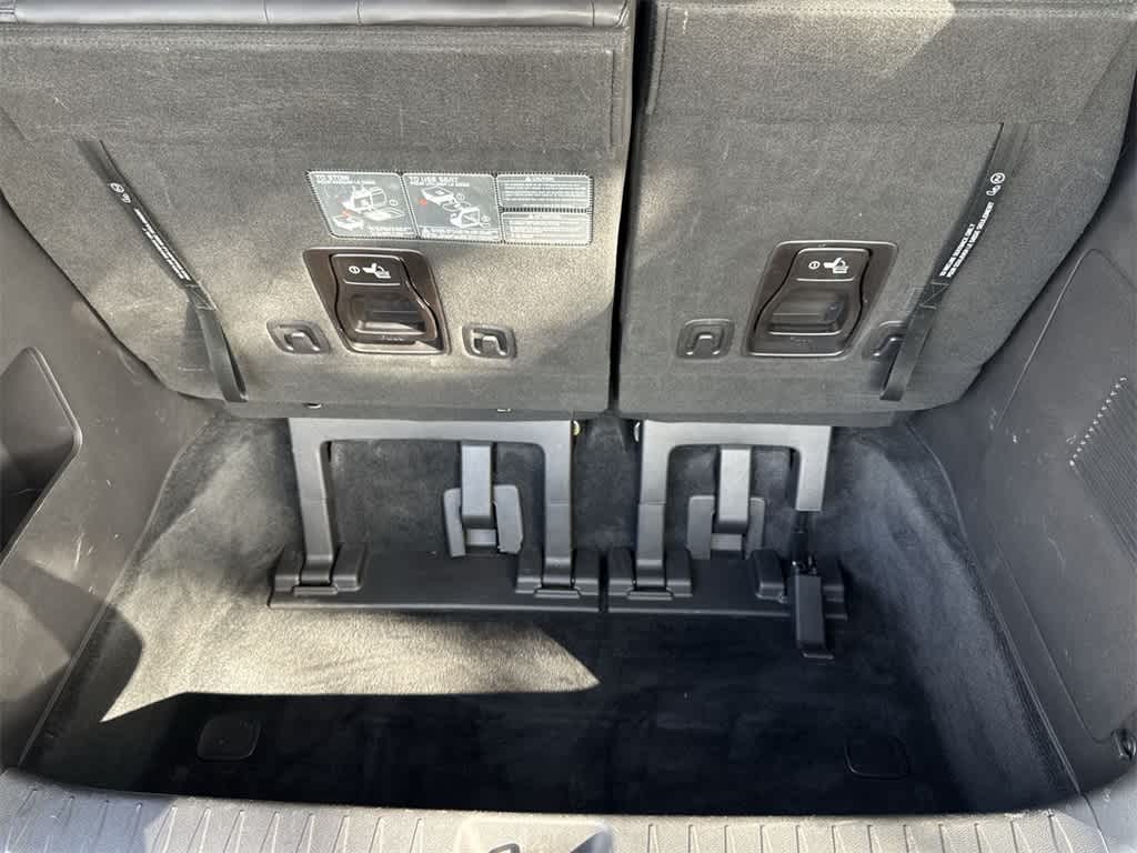 2022 Kia Carnival LXS 25