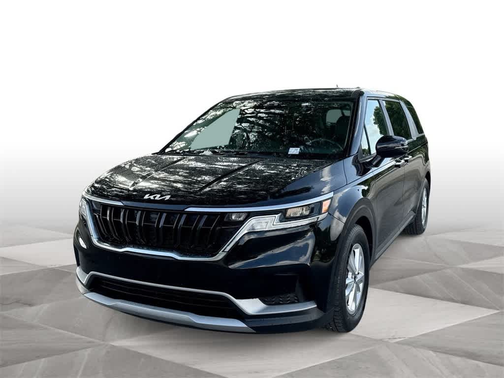 2022 Kia Carnival LXS 4