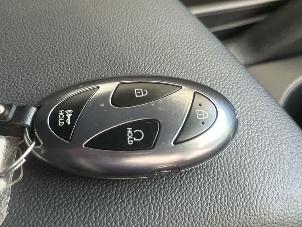 Thumbnail: 2025 Hyundai Elantra - 28