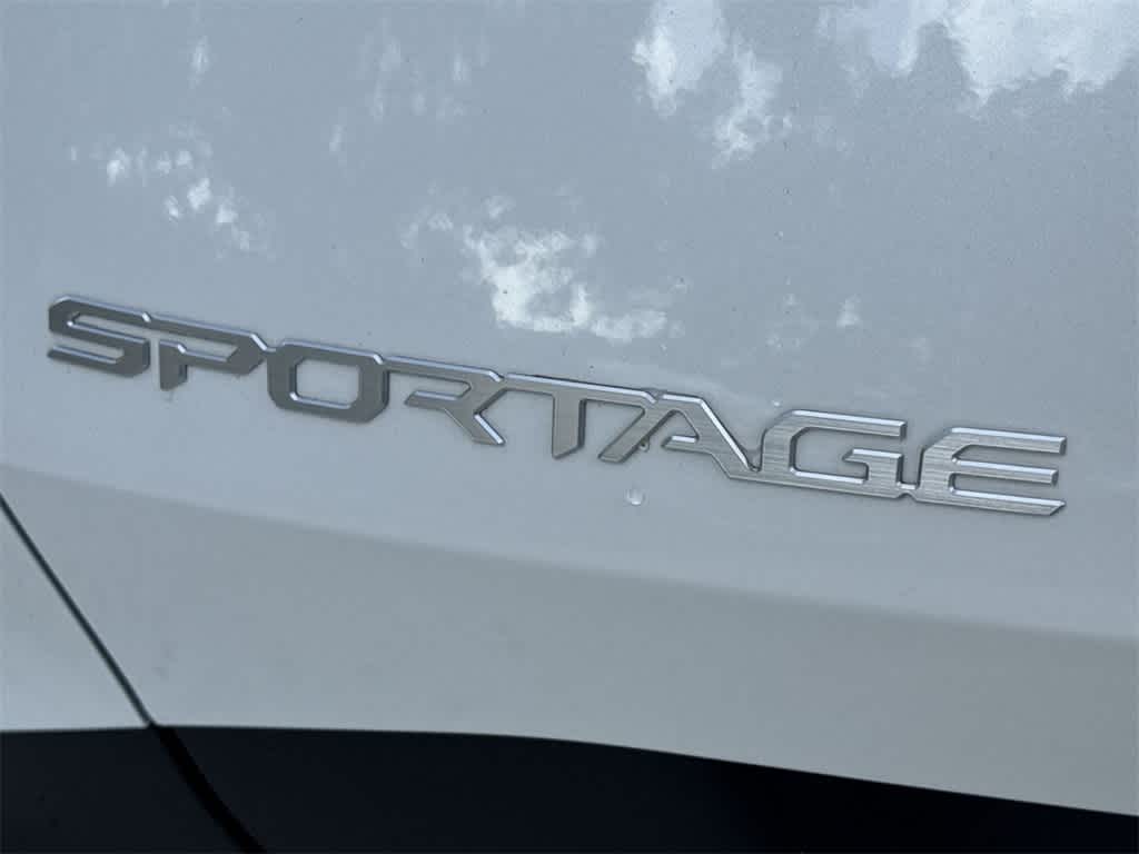 2023 Kia Sportage LX 10