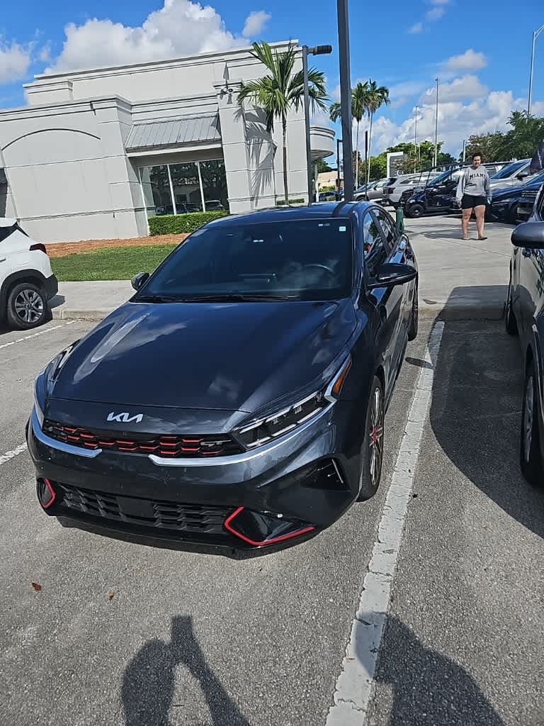 Thumbnail: 2023 Kia Forte - 3