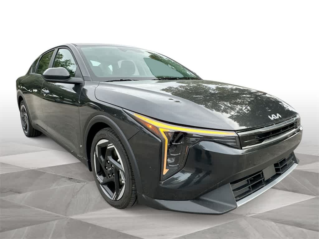 Thumbnail: 2025 Kia K4 - 2