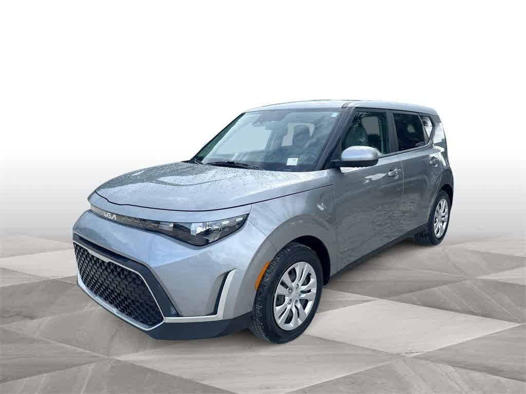 2023 Kia Soul LX 4