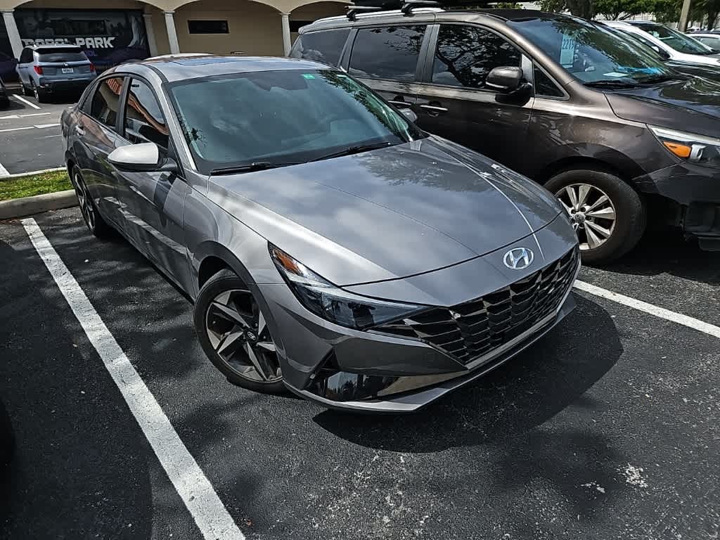Thumbnail: 2023 Hyundai Elantra - 9