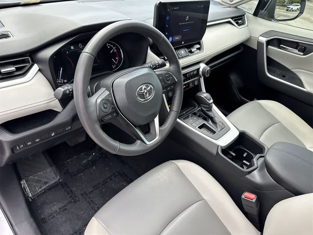 Thumbnail: 2024 Toyota RAV4 - 13