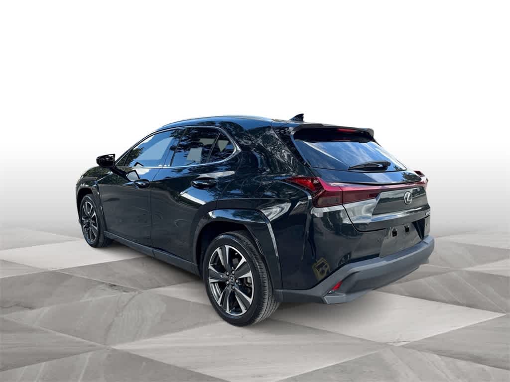 Thumbnail: 2023 Lexus UX - 6