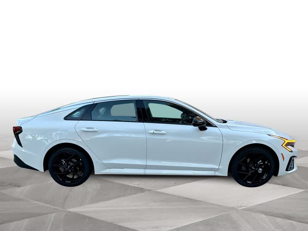 Thumbnail: 2026 Kia K5 - 9