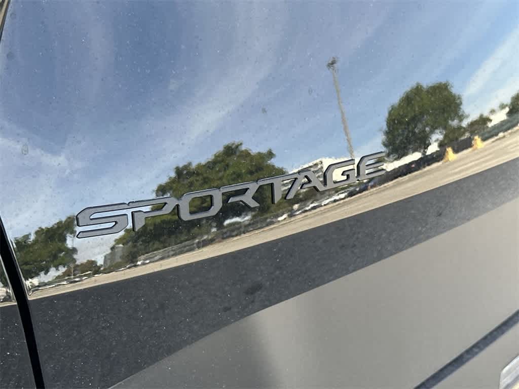 Thumbnail: 2026 Kia Sportage - 10