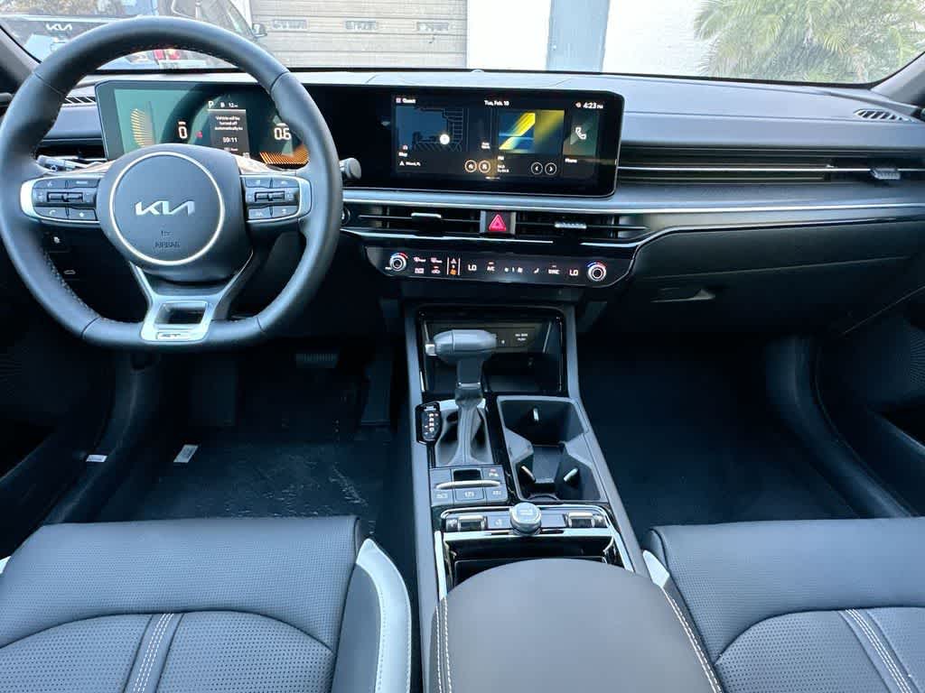 Thumbnail: 2025 Kia K5 - 24