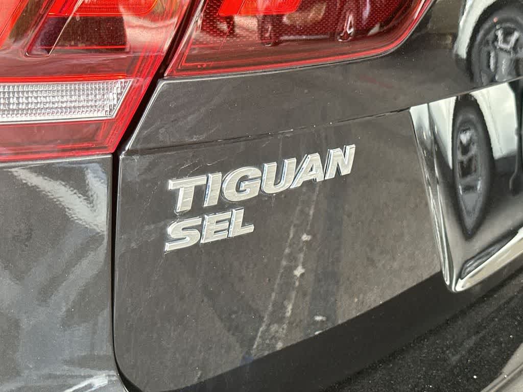 Thumbnail: 2020 Volkswagen Tiguan - 11