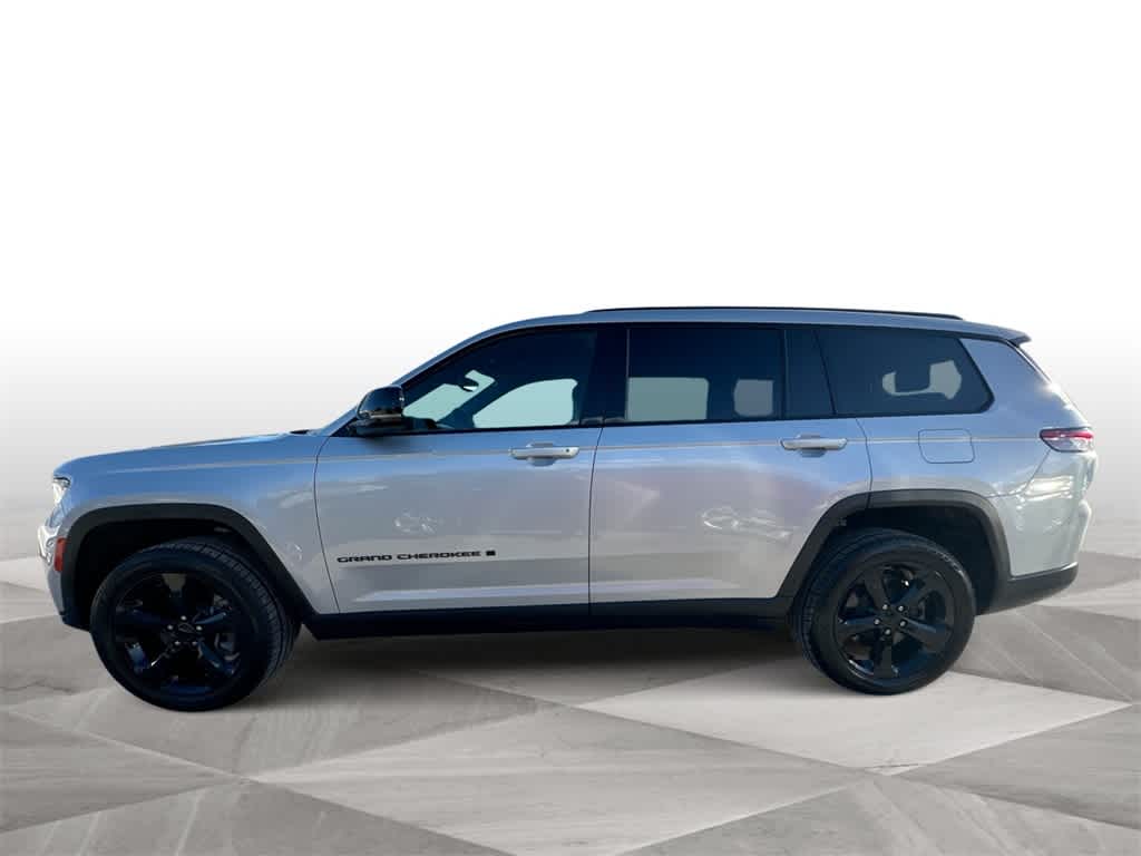 Thumbnail: 2023 Jeep Grand Cherokee L - 5