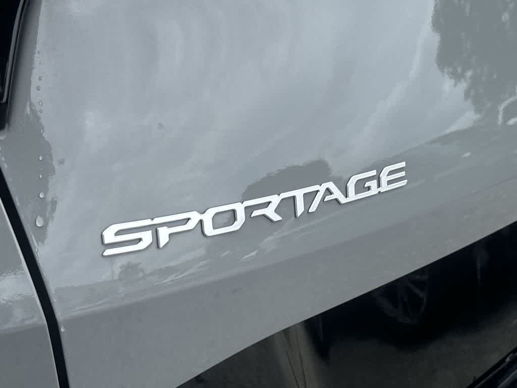 Thumbnail: 2024 Kia Sportage - 11