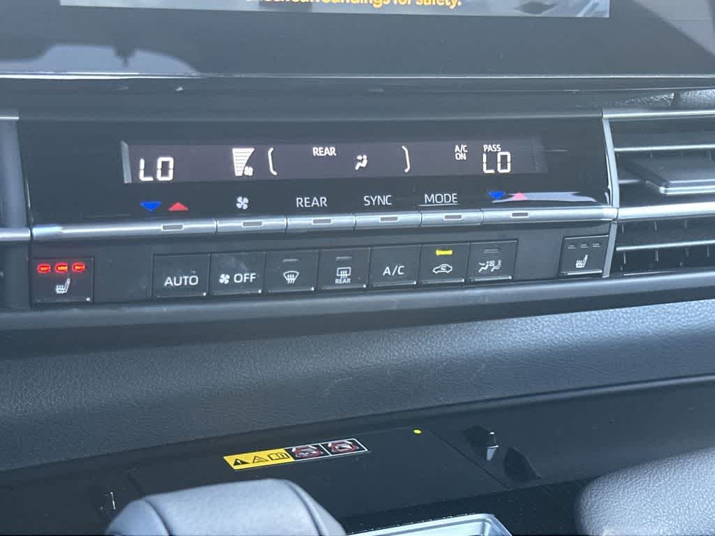 Thumbnail: 2025 Toyota Sienna - 20