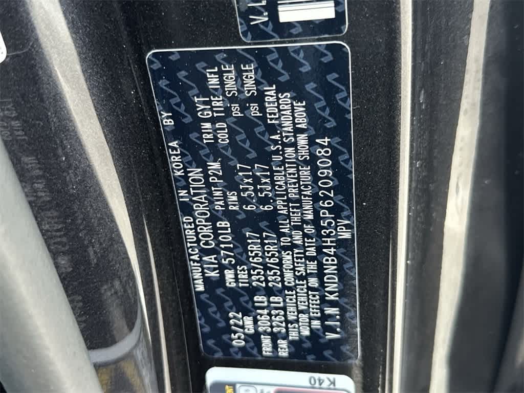 Thumbnail: 2023 Kia Carnival - 29