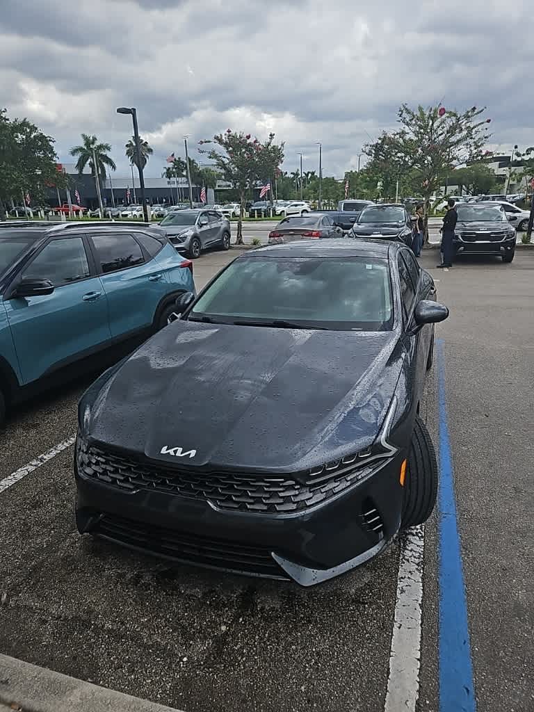Thumbnail: 2022 Kia K5 - 3