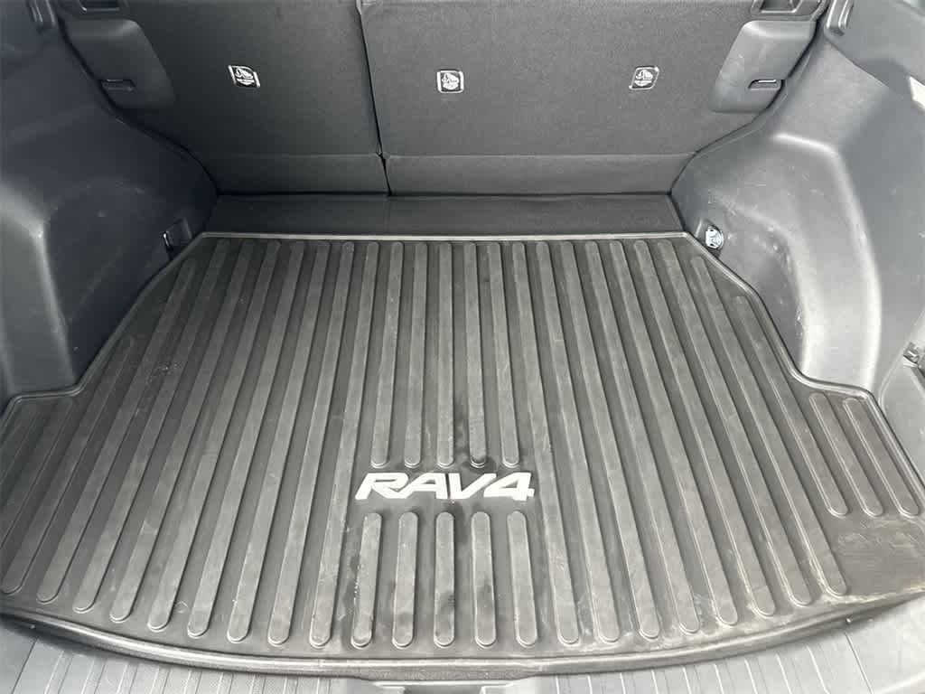 Thumbnail: 2023 Toyota RAV4 - 25