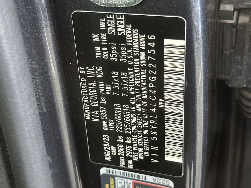Thumbnail: 2023 Kia Sorento - 29
