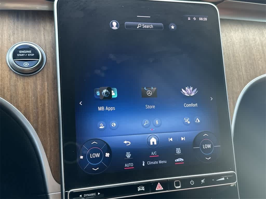 Thumbnail: 2022 Mercedes-Benz C-Class - 18