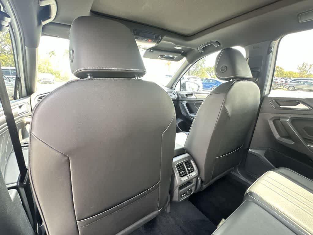Thumbnail: 2023 Volkswagen Tiguan - 23