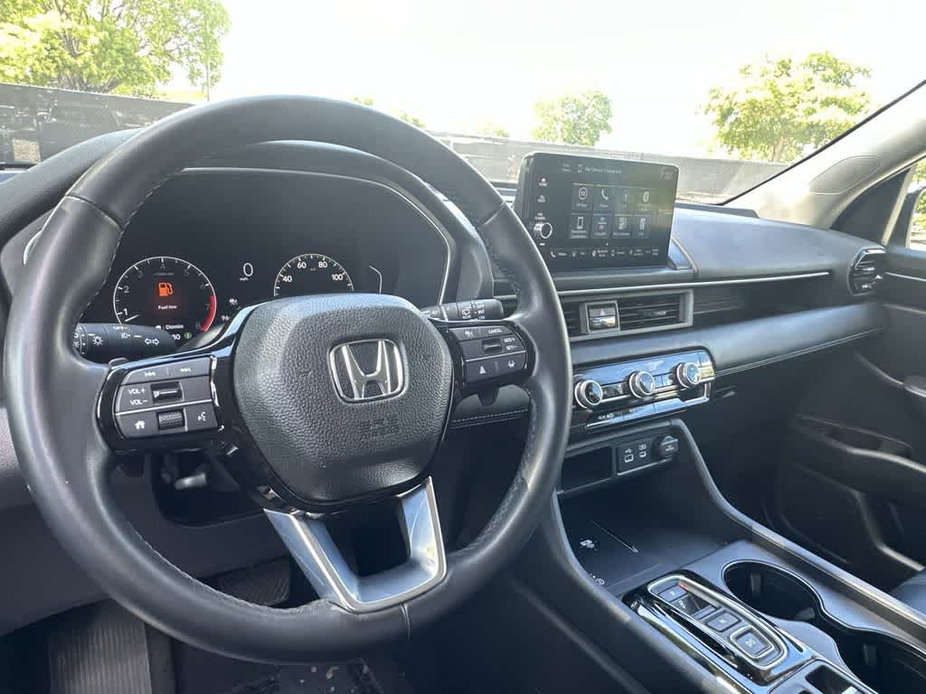 Thumbnail: 2023 Honda Pilot - 14