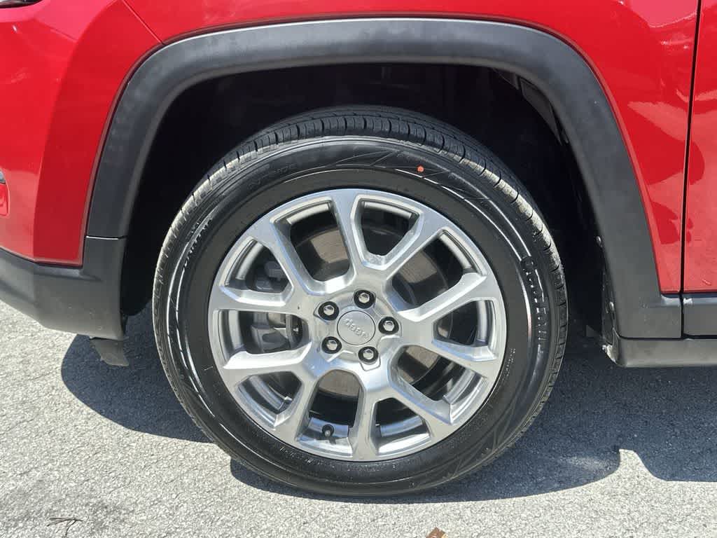 Thumbnail: 2023 Jeep Compass - 11