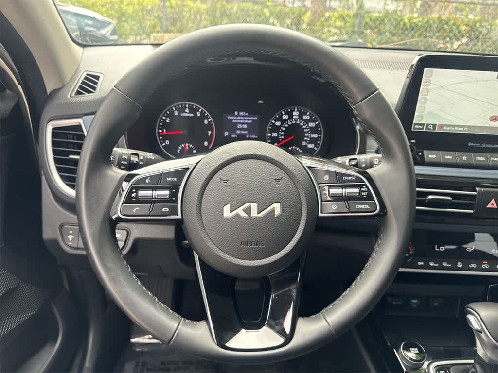 Thumbnail: 2022 Kia Seltos - 26