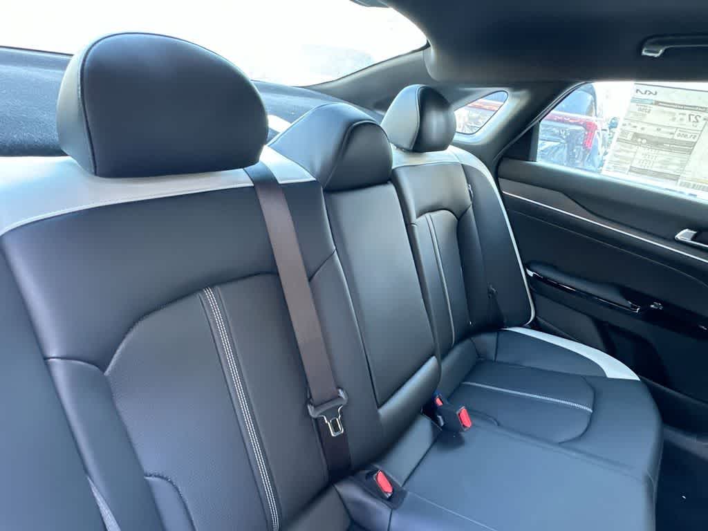 Thumbnail: 2025 Kia K5 - 26