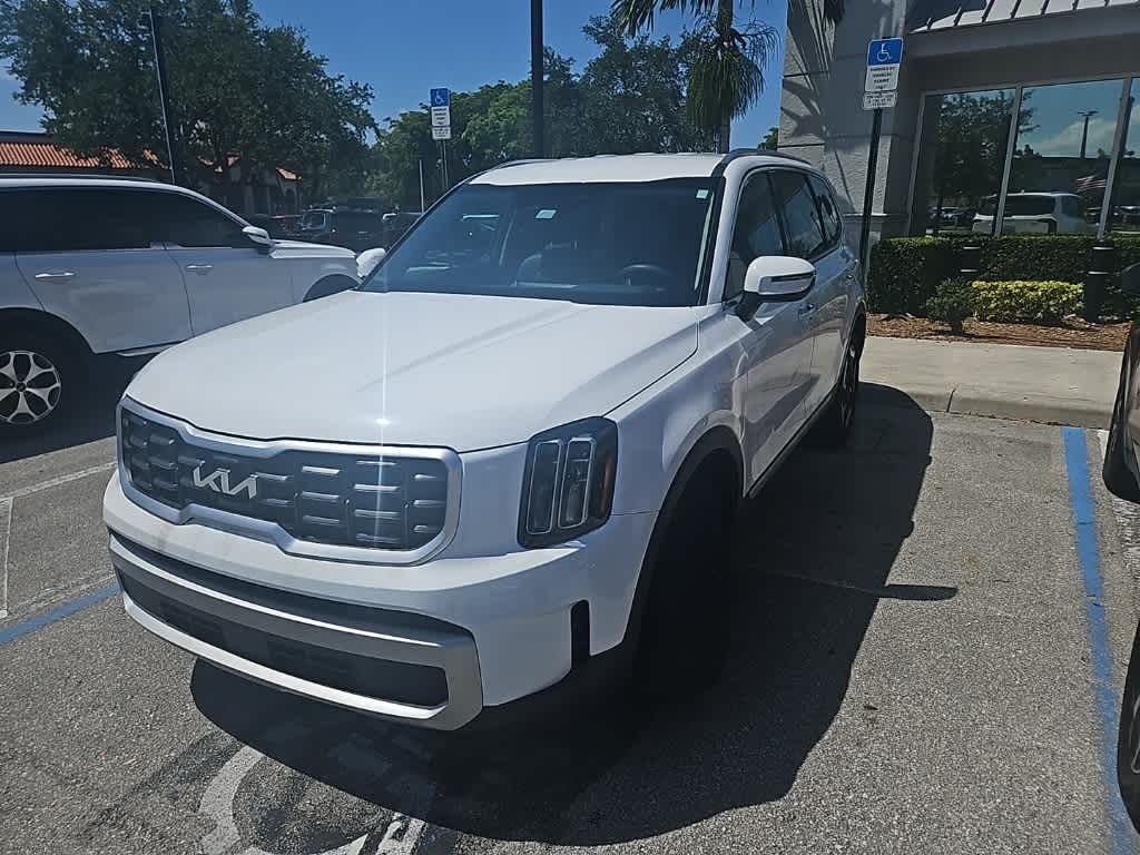 Thumbnail: 2023 Kia Telluride - 3