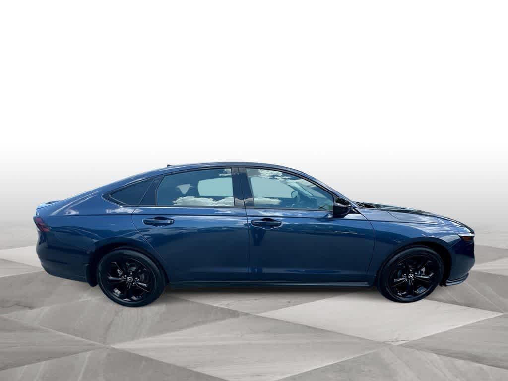Thumbnail: 2025 Honda Accord - 9