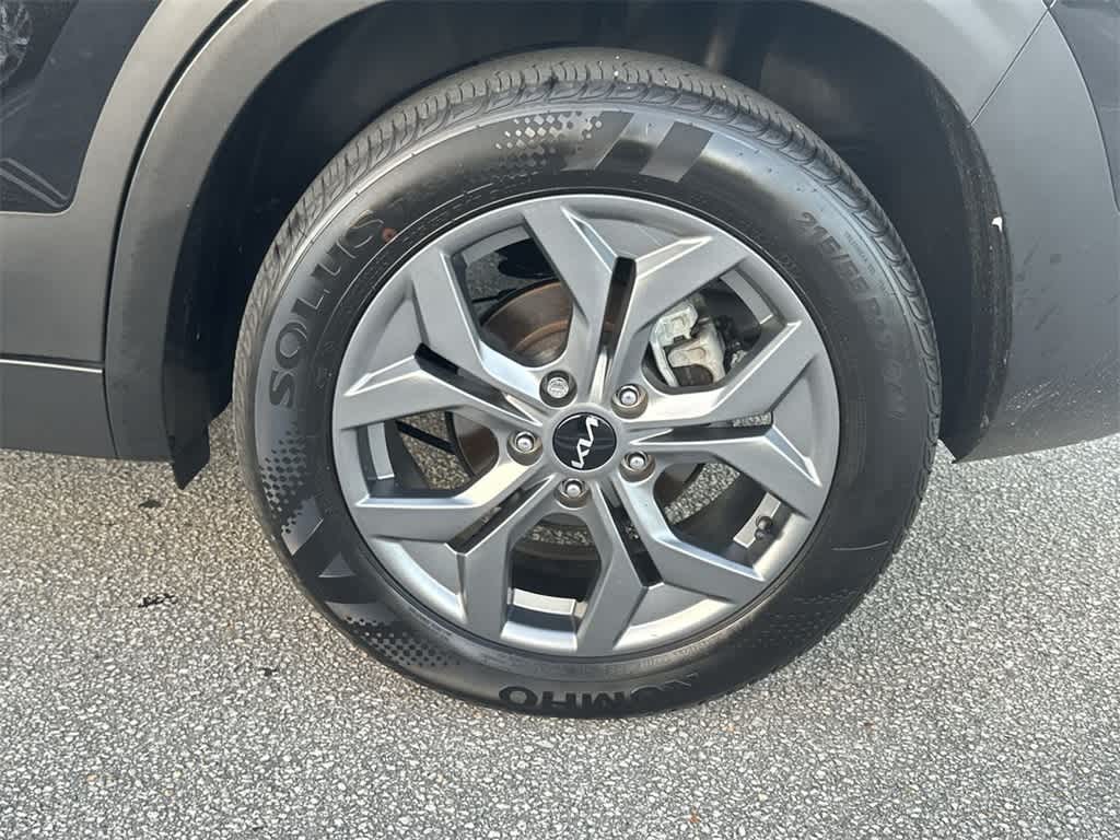 Thumbnail: 2024 Kia Seltos - 11