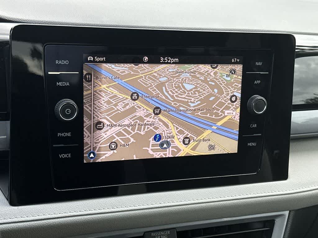 Thumbnail: 2025 Volkswagen Taos - 18