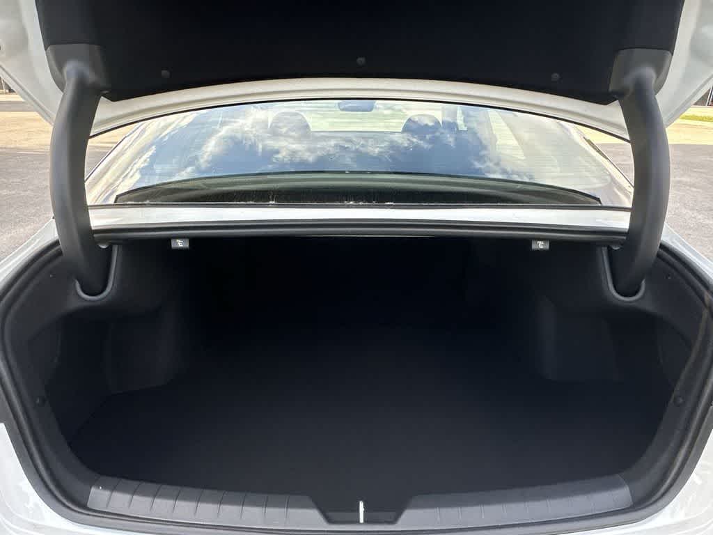 Thumbnail: 2026 Kia K5 - 25