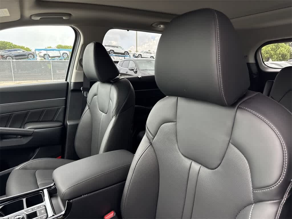 Thumbnail: 2026 Kia Sorento - 14