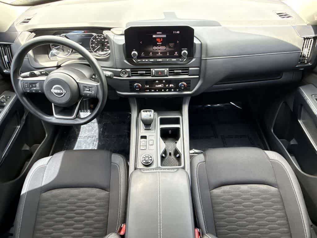 Thumbnail: 2024 Nissan Pathfinder - 24