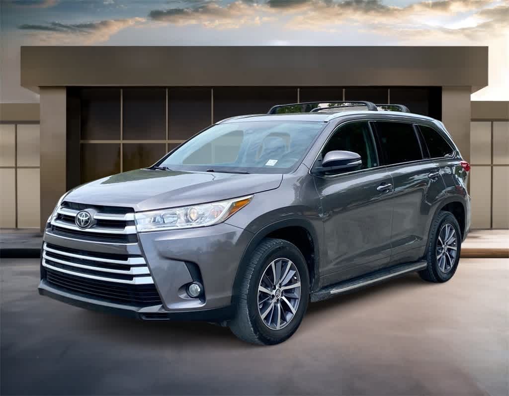 2017 Toyota Highlander XLE -
                Doral, FL